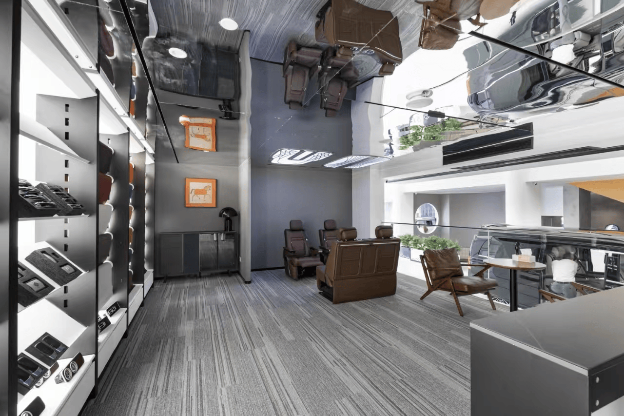 装：中马房车汇引领行业潮流开元棋牌商务车整车定制及改(图3)